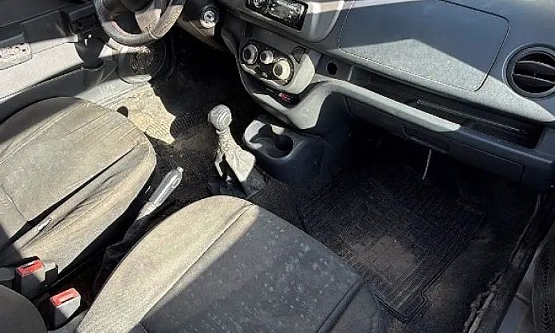 Fiat Uno Vivace 1.0 ...