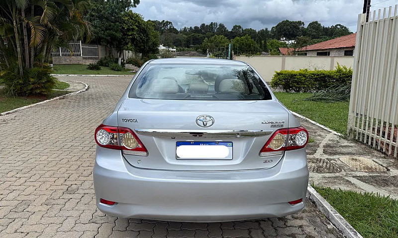 Toyota Corolla Altis...