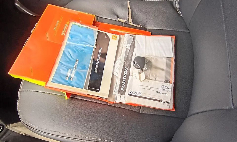 Renault Sandero Expr...