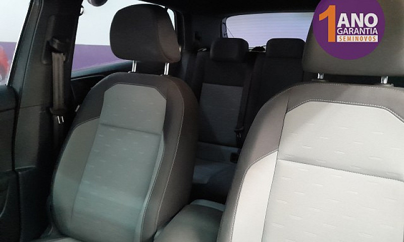 Volkswagen T-Cross 1...