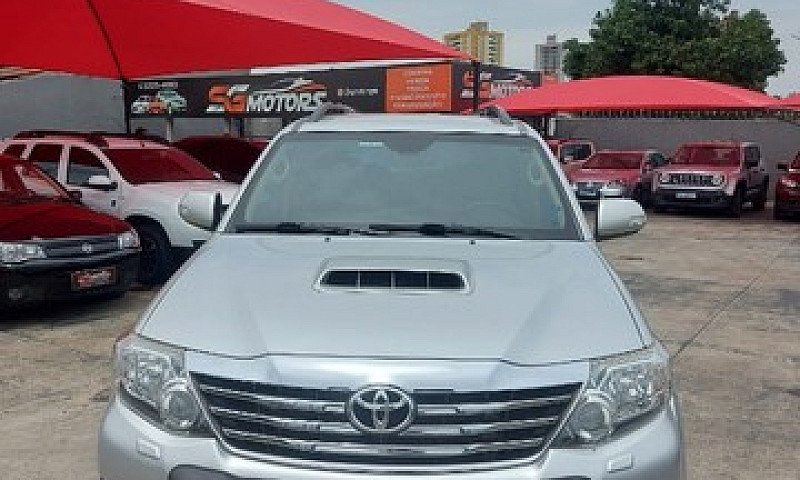 Hilux Sw4...