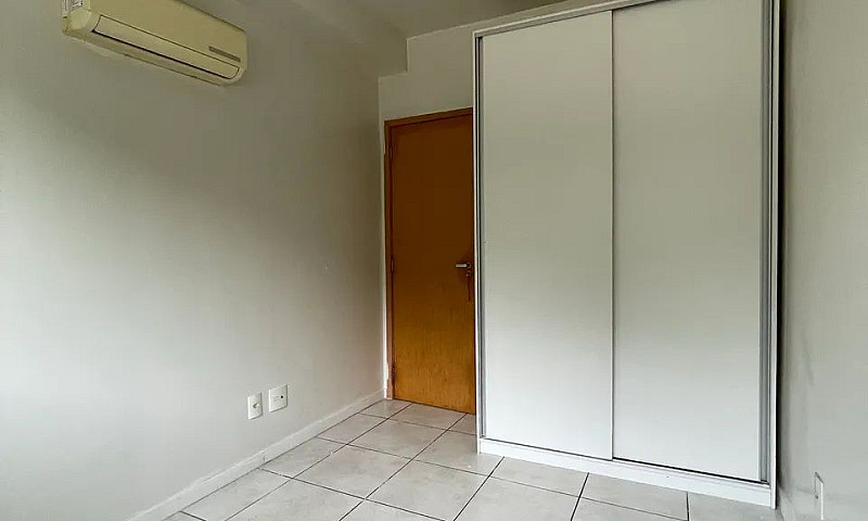 Life Flores - 2 Quar...