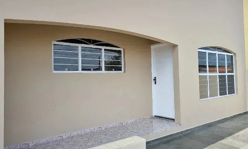 Aluga-Se Casa 3 Quar...