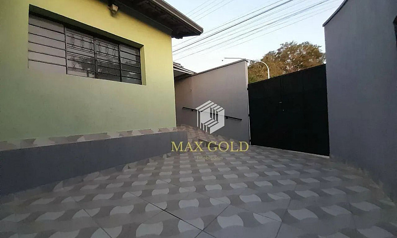 Casa Com 2 Dormitóri...
