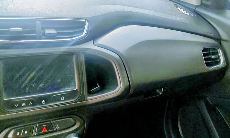 Chevrolet Onix Hatch...