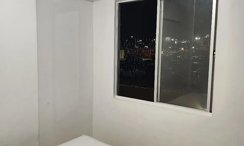 Aluga-Se Quarto Segu...