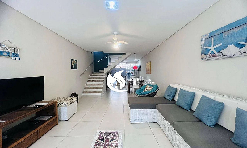 Casa Com 3 Dormitóri...