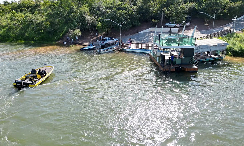 Casa Com Piscina No ...