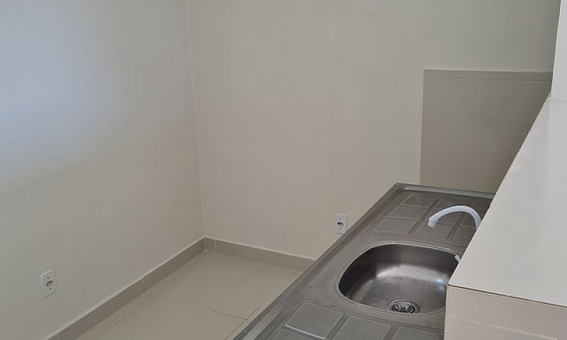 Casa Com Dois Quarto...