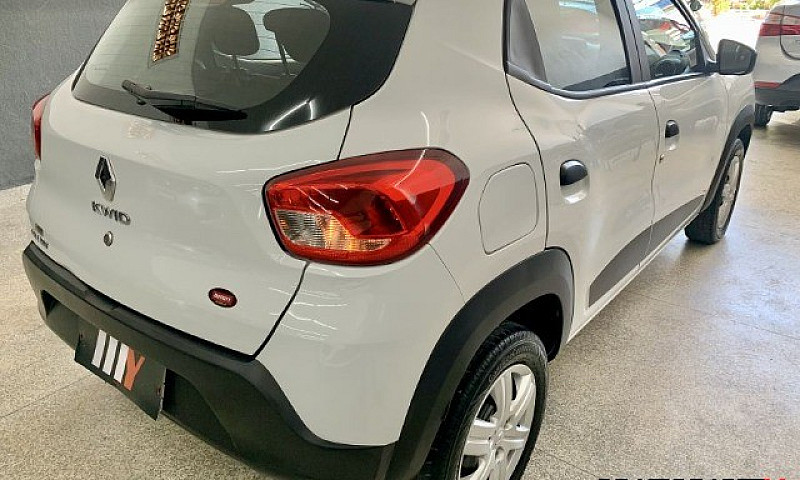 Renault Kwid 1.0 Zen...