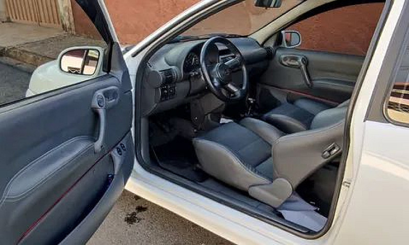 Corsa Gsi 95/96...