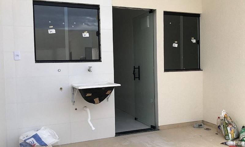 Casa Com Excelente L...
