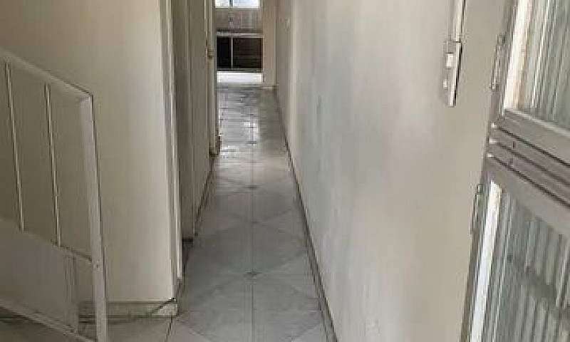 ! Casa Na Rua De Sir...