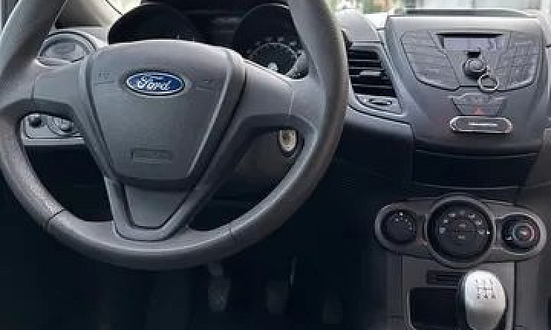 Vendo Ford Fiesta Ha...