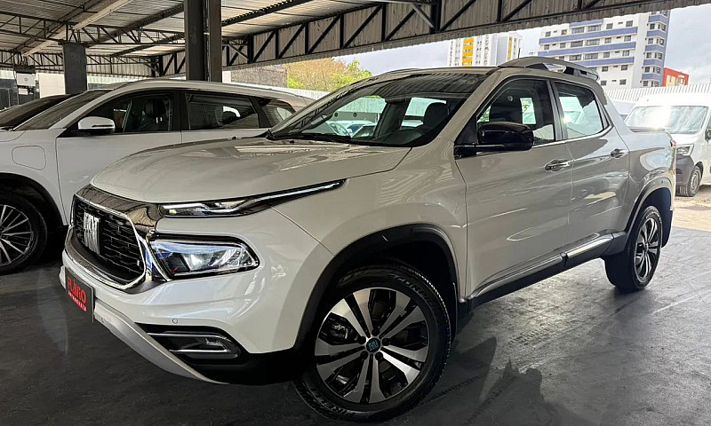 Fiat Toro Volcano 2....