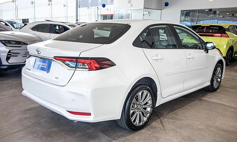Toyota Corolla Xei 2...