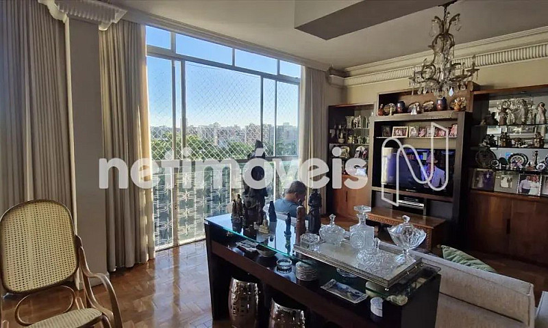 Apartamento Em Frent...