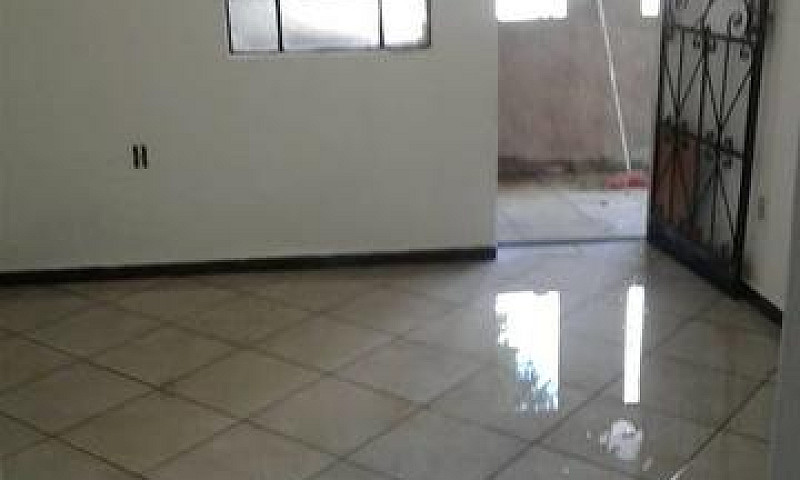 Casa De 2 Quartos No...