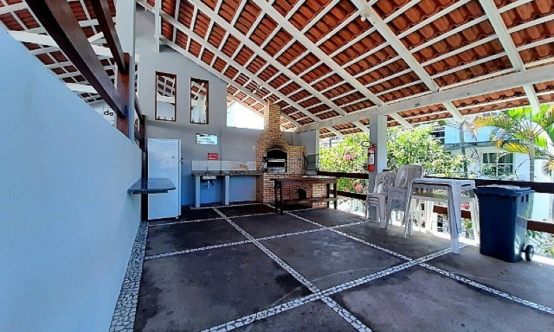 Casa Em Condomínio À...