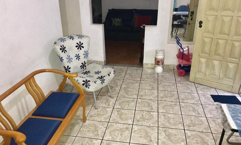 Vende-Se Casa No Bai...