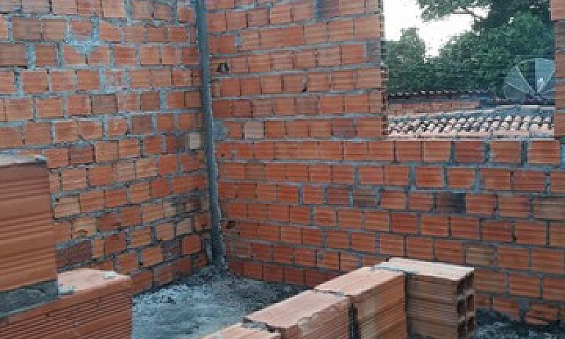 Casa Em Construção ...