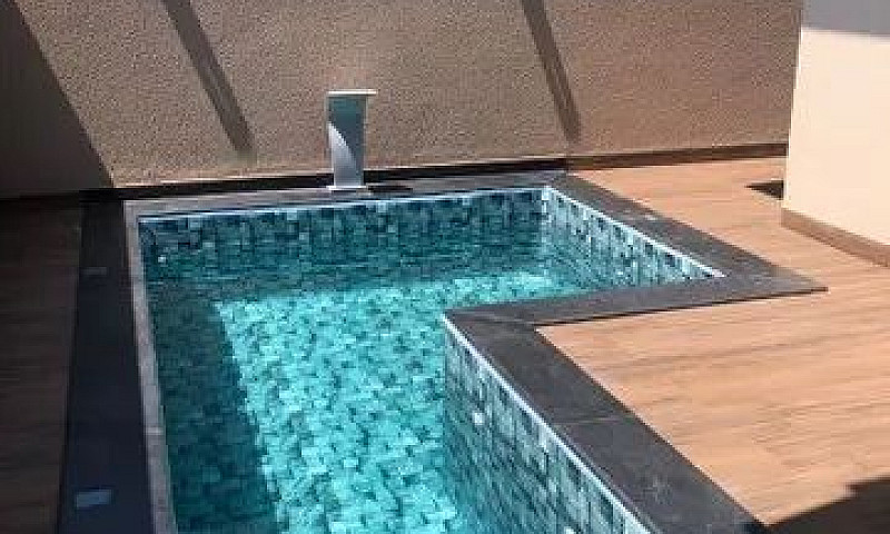 Casa Nova Parque Vil...
