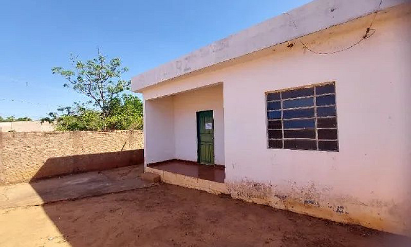 Aluga-Se Uma Casa, R...