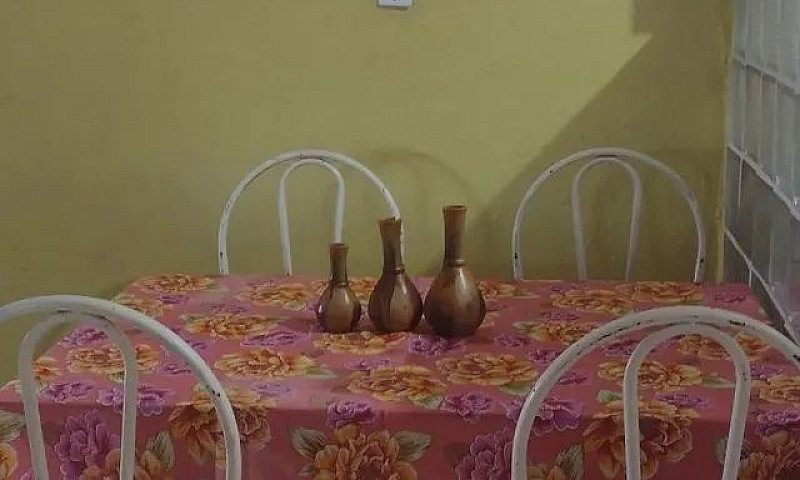 Alugo Casa Em Peroba...
