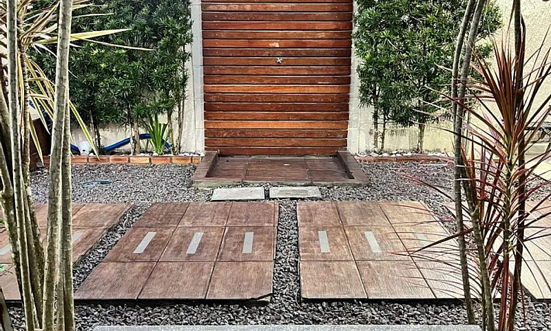 Aluguel Casa Ampla C...