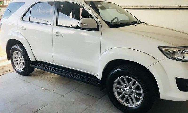 Hilux Sw4 Sr Flex 7L...