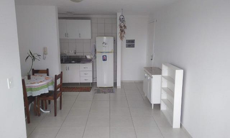 Aluga-Se Apartamento...