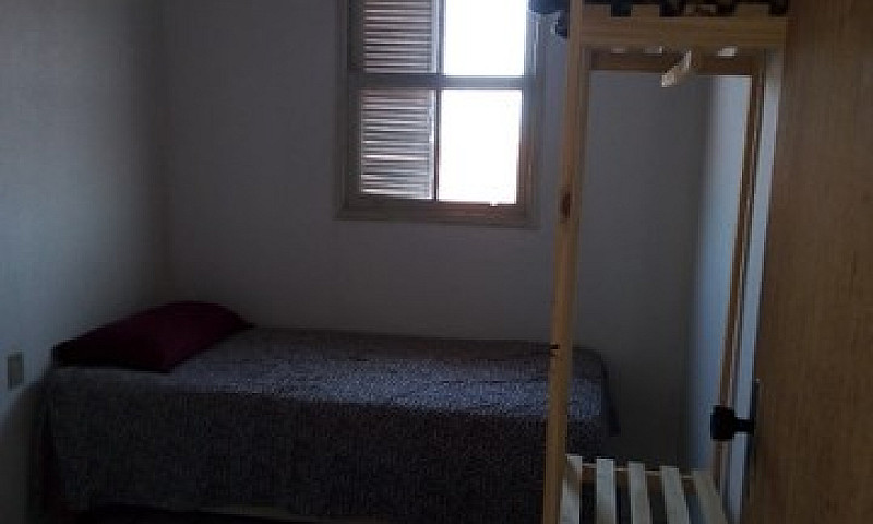 Alugo Quarto Mobilia...