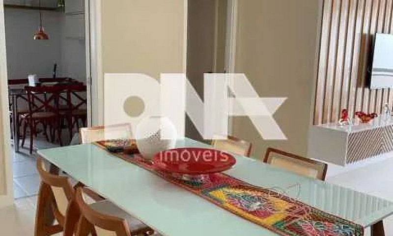 Apartamento-À Venda-...