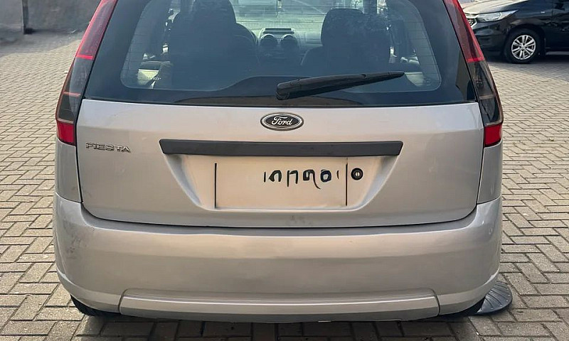 Ford Fiesta Se 1.0 8...