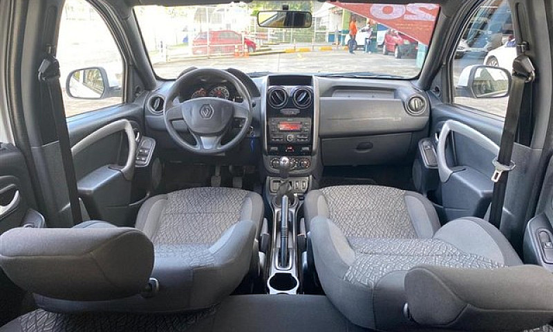 Renault Duster 1.6 1...