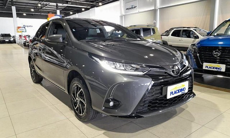 Toyota Yaris Hb Xls ...