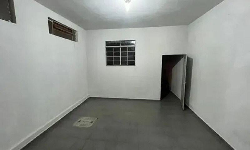 % Casa Com Três Quar...