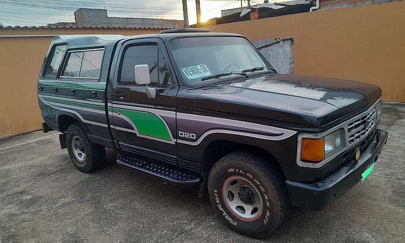 Chevrolet D-20 S 3.9...