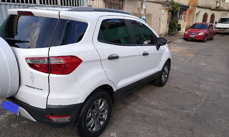 Ecosport Freestyle 1...