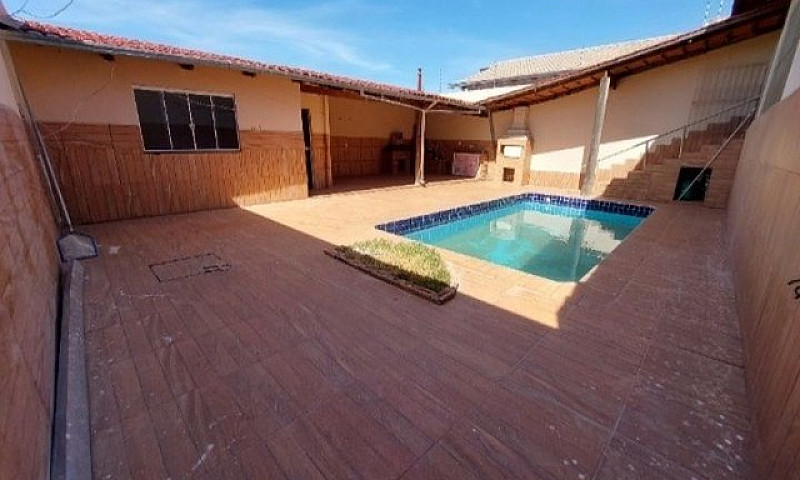 Alugo Casa Com Pisci...