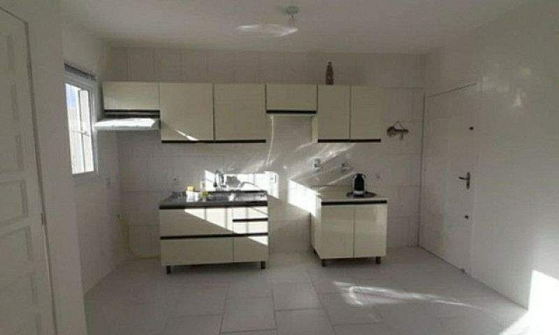 Vende-Se Casa No Pre...