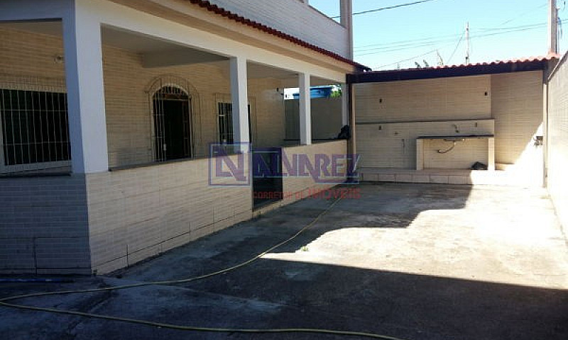Casa Sobrado Com 2 Q...