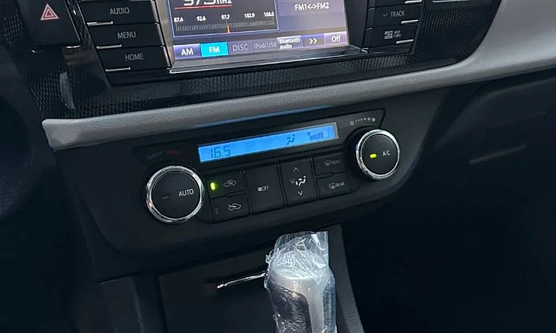 Toyota Corolla Xei 2...