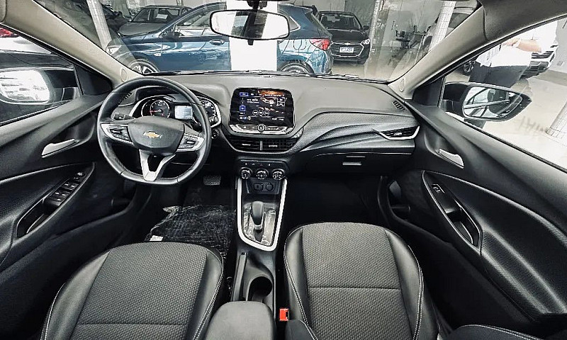 Chevrolet Onix Hatch...