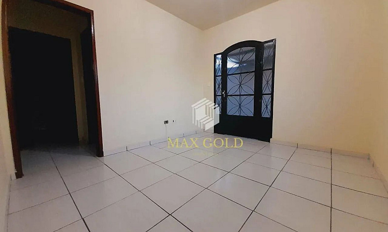 Casa Com 2 Dormitóri...
