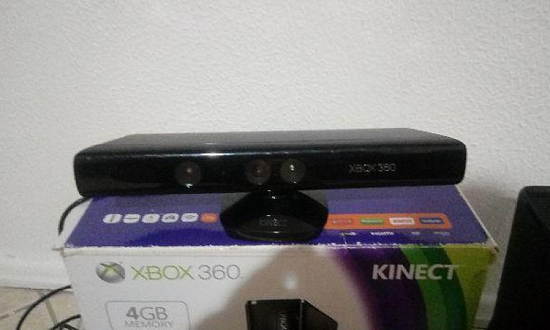 Xbox 360 Com Kinect...