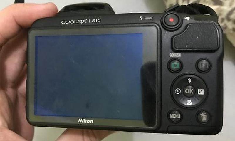 Câmera Nikon Coolpix...