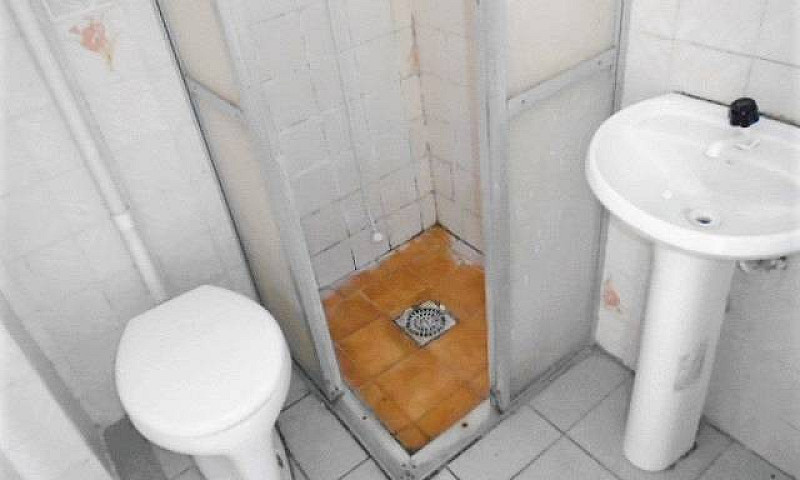 Apto De 2 Quartos Ju...