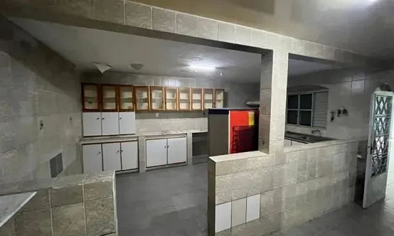 % Casa Com Três Quar...