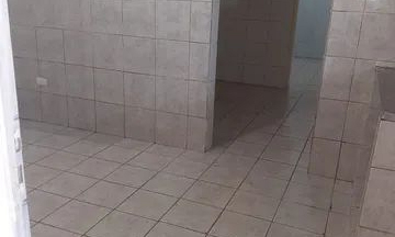 Alugo Casa Com 2 Qua...